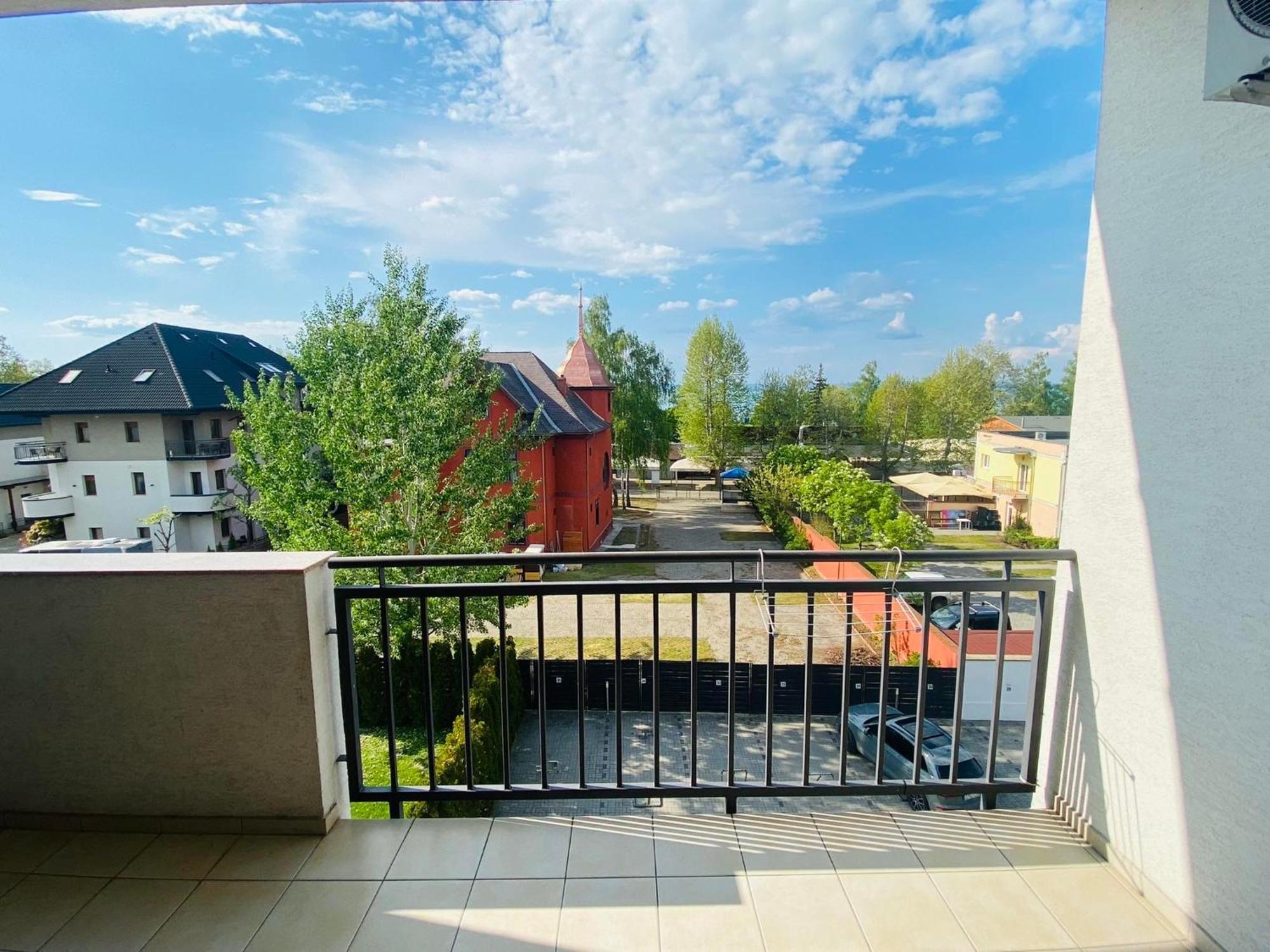 Апартаменты Setany Apartman Шиофок Экстерьер фото